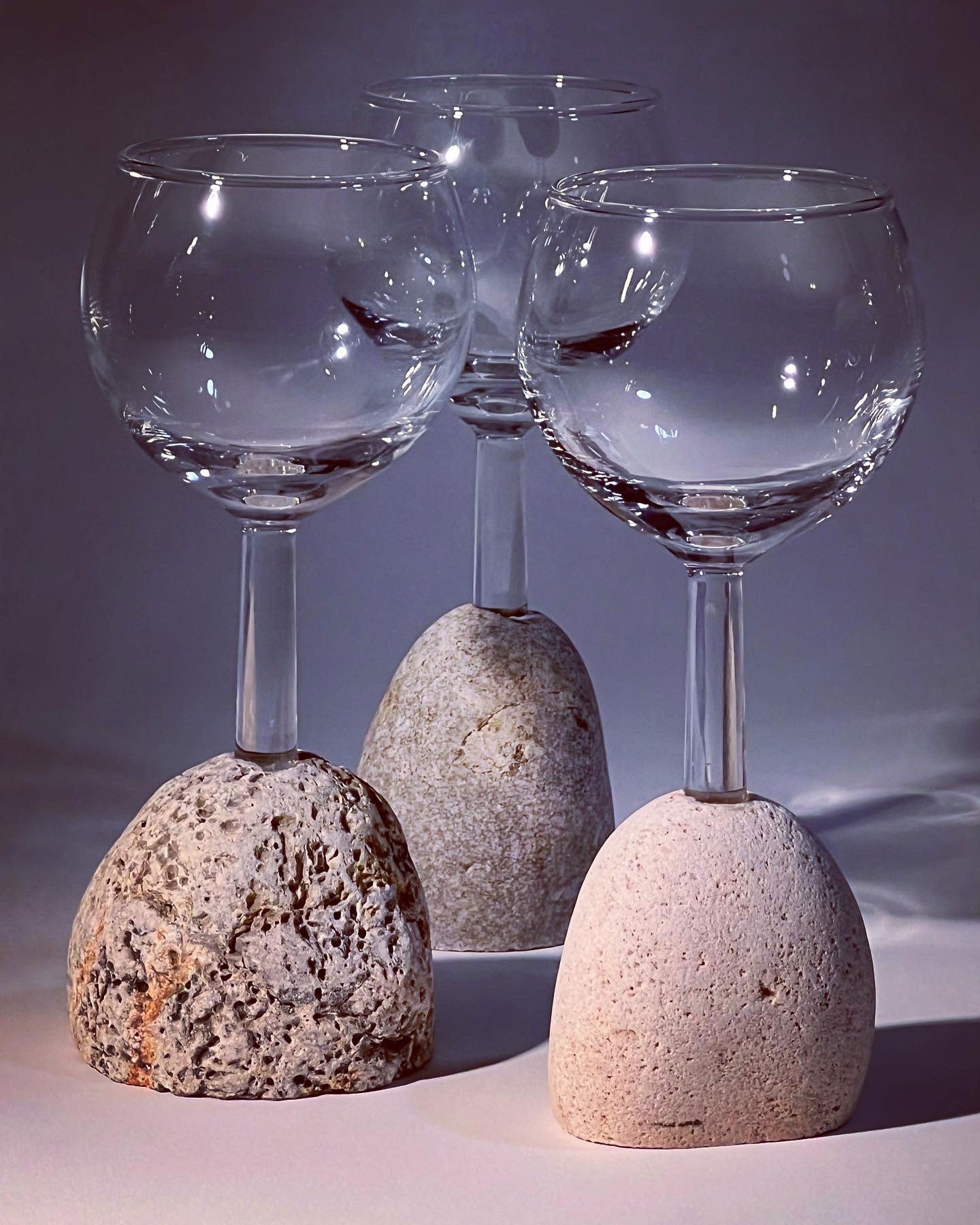 STONE GLASS MOMENT - PEBBLE