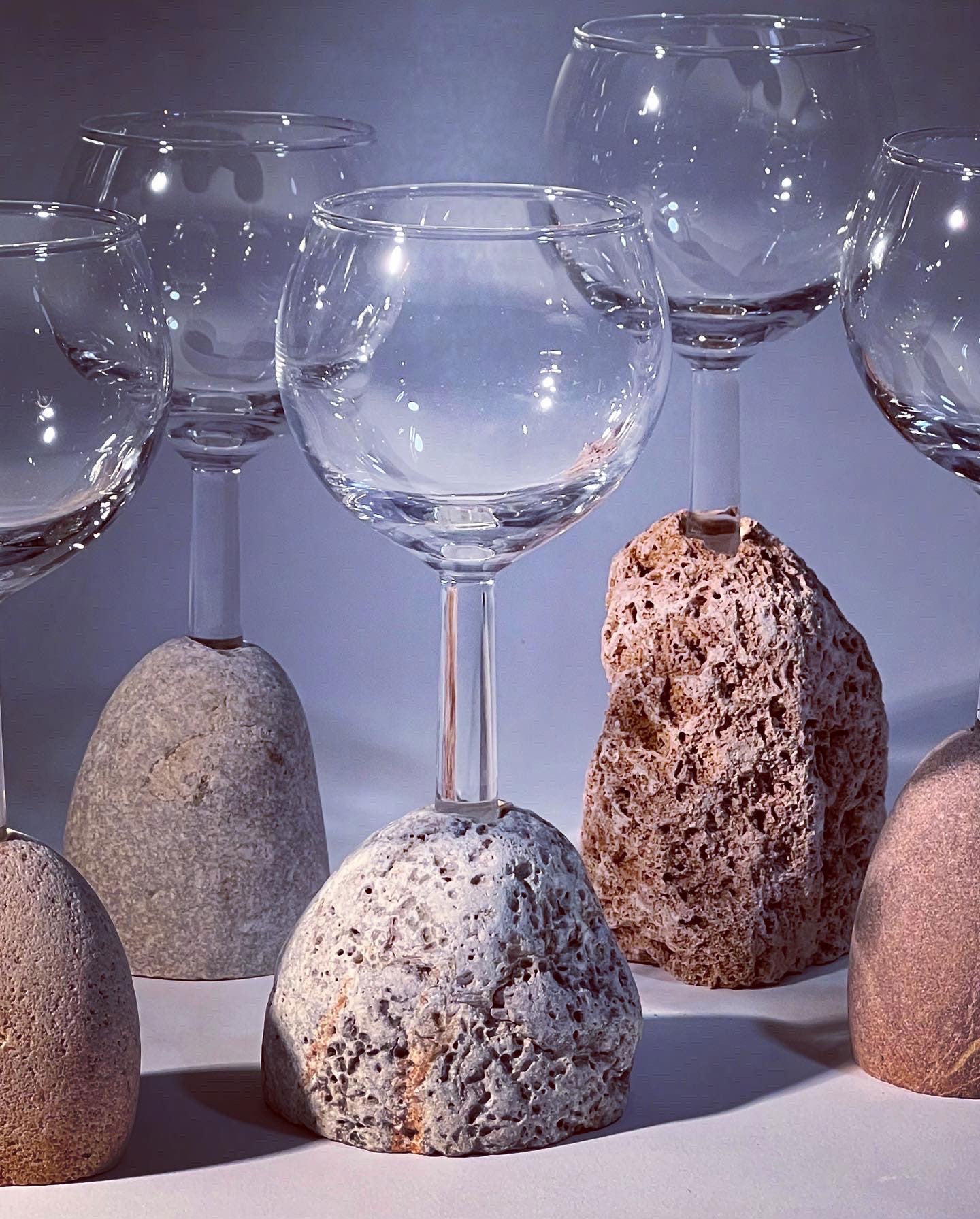 STONE GLASS MOMENT - PEBBLE